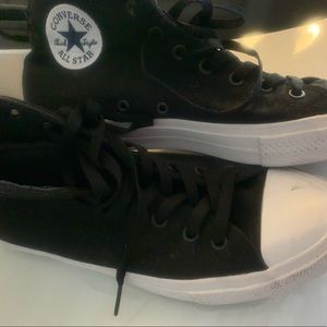 Chuck Taylor’s Mens size 10 maybe worn once